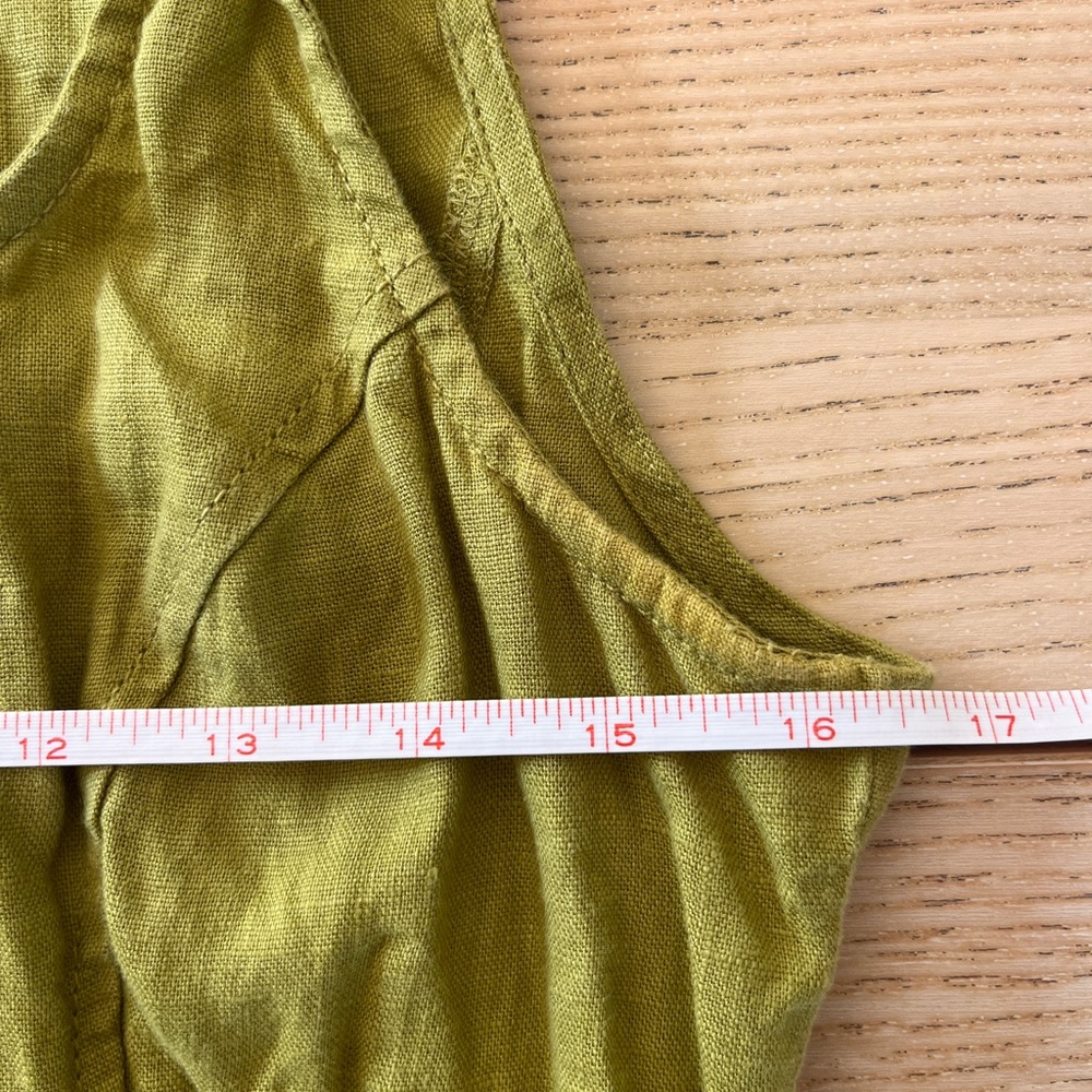Button-Front Midi Dress in 100% Linen - Picture 7 of 10